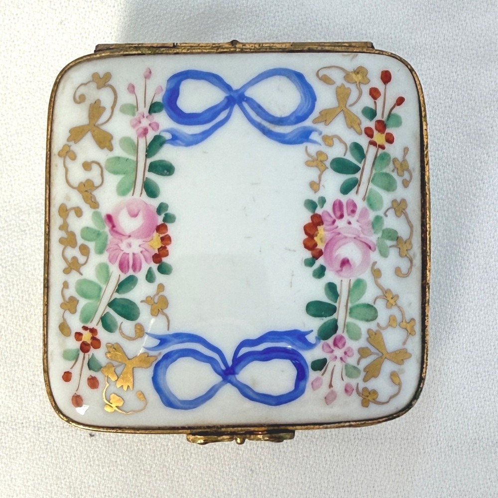 Limoges France Hand Painted Floral Trinket Box Hinged Porcelain